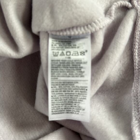 Old Navy Lavender Malibu Farm Stand SoComfy Crew-Neck Graphic Sweatshirt - Picture 10 of 11
